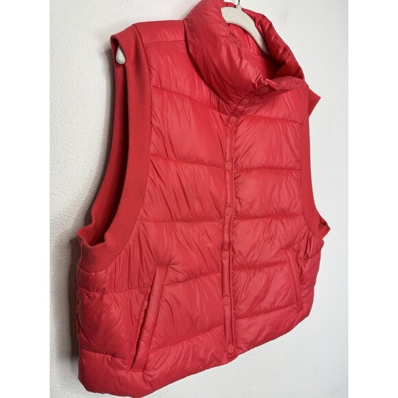 Aerie OFFLINE Large Calypso Puffer Vest Red Button Snap Closure Pockets NWOT - Picture 5 of 11